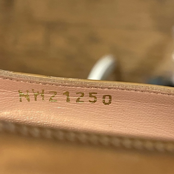 Stuart Weitzman Beige Open Toe Heels Size 8 - Picture 10 of 11